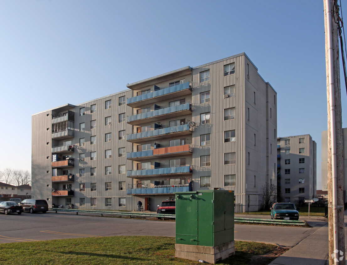 Primary Photo - Rose Garden Apartments