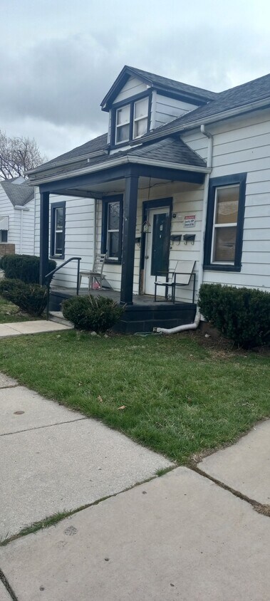 Primary Photo - 957 Park Ave