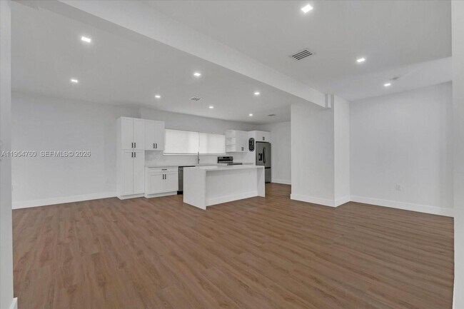 Foto del edificio - 1733 NW 16th St