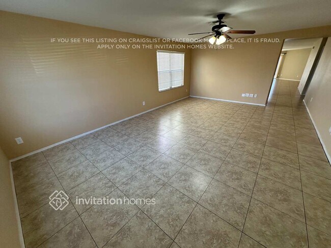 Building Photo - 5033 S 24th Ave