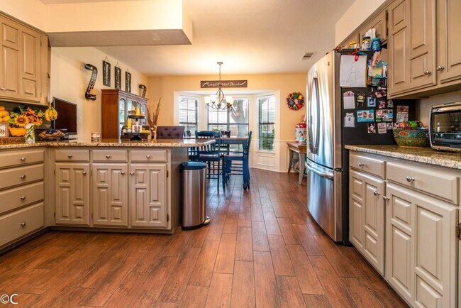 Building Photo - 4906 Purple Sage Cove