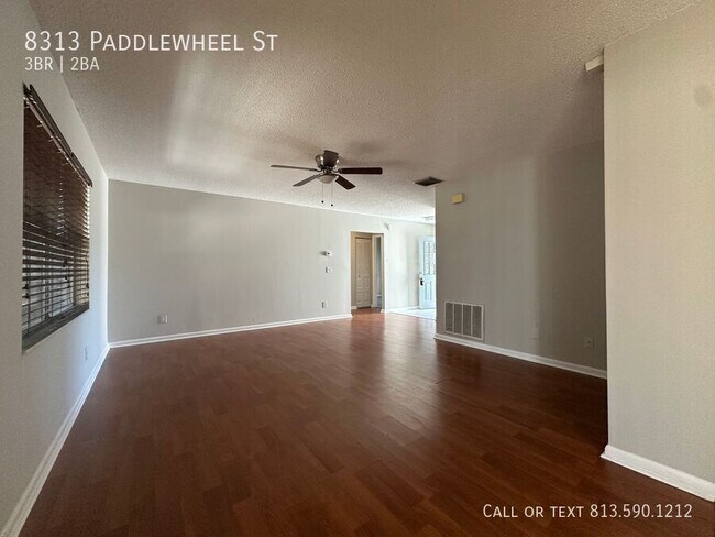 Foto del edificio - 8313 Paddlewheel St