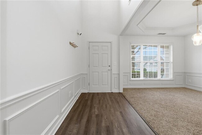 Building Photo - 3680 Moor Pointe Dr