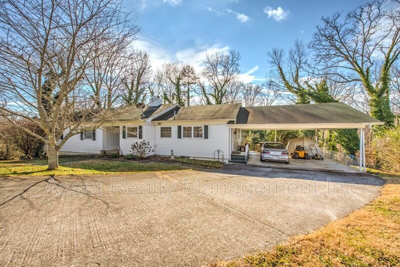 Primary Photo - 109 Norris Ln
