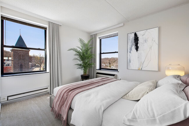 Chancery Square apartments — community photo - Chancery Square