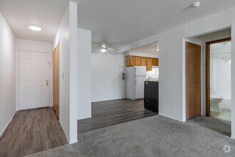 1BR, 1BA - 744SF - Traditional with in unit laundry - The Red Lion