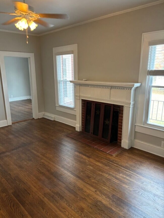 Building Photo - Burlington