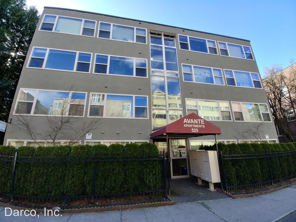 Primary Photo - 525 Bellevue Ave E