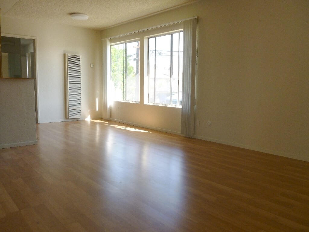 15001 Condon Ave 15001 Condon Ave Lawndale, CA Apartments for Rent