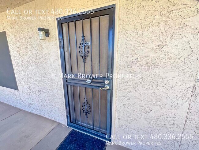 Foto del edificio - 7474 E Earll Dr