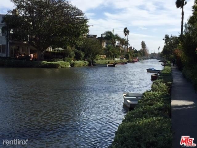 Building Photo - 2212 Grand Canal