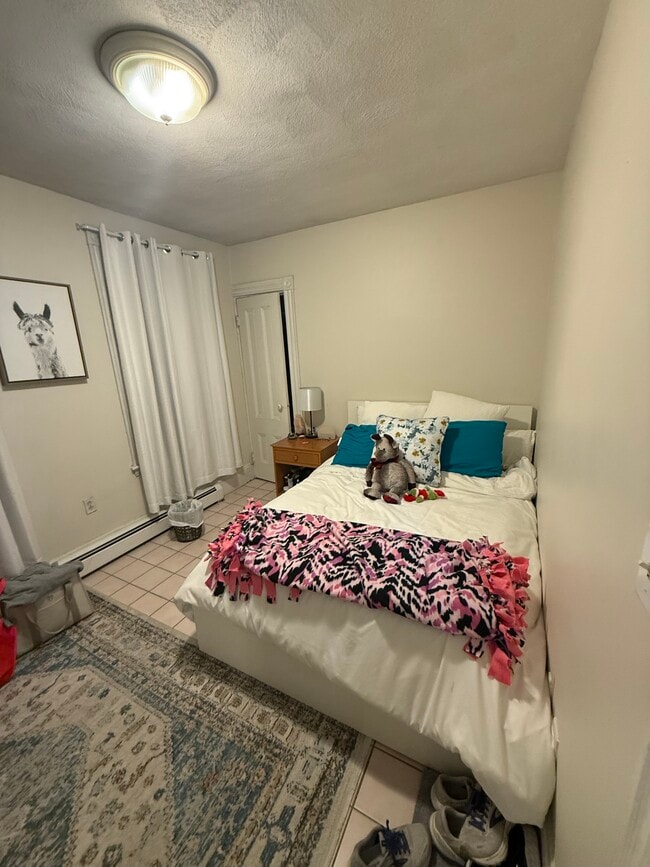 Building Photo - 190 L St