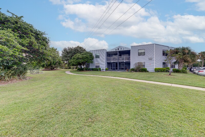 Foto principal - 4004 Atrium Dr