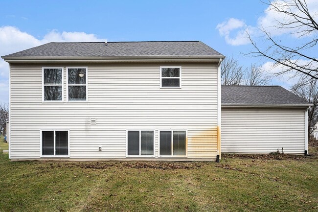 Building Photo - Newer Home for Lease at a Great Value!