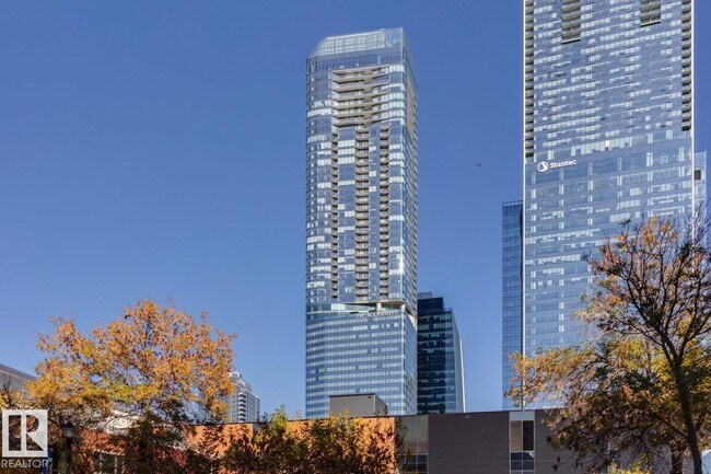 Building Photo - 10360 102 St NW
