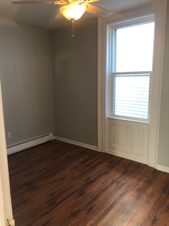 Foto del edificio - 26 W 4th St