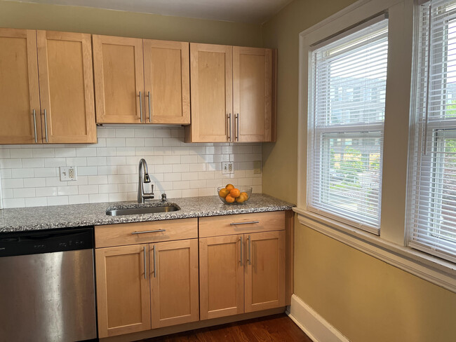 Kitchen - 12302 Mount Overlook Ave