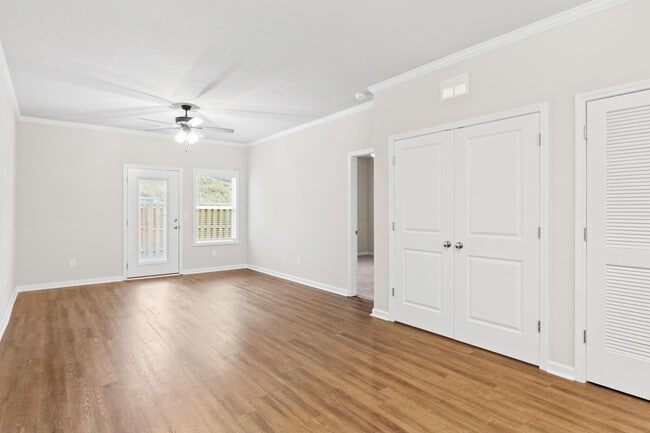 Building Photo - 5029 Greer Dr