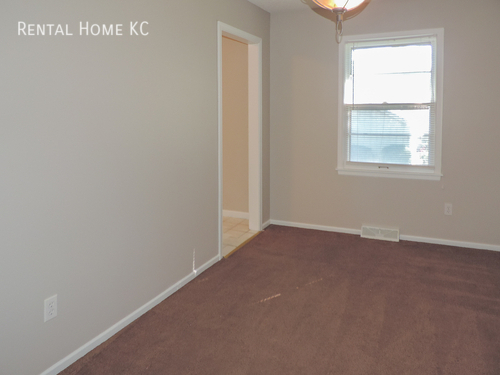 Building Photo - 16311 W 141st Terrace