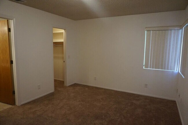 Building Photo - 3 Bedroom In San Jacinto