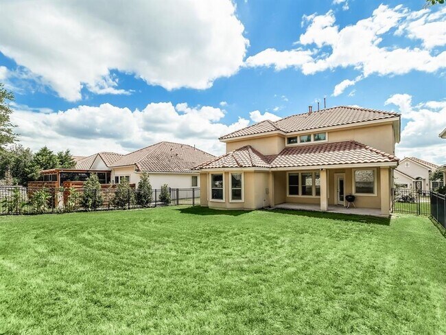 Building Photo - 12232 Fairway Cove