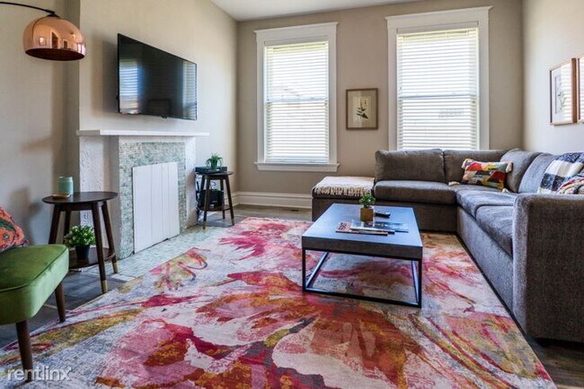 Foto del edificio - 3 br, 3 bath House - 4318 Chouteau