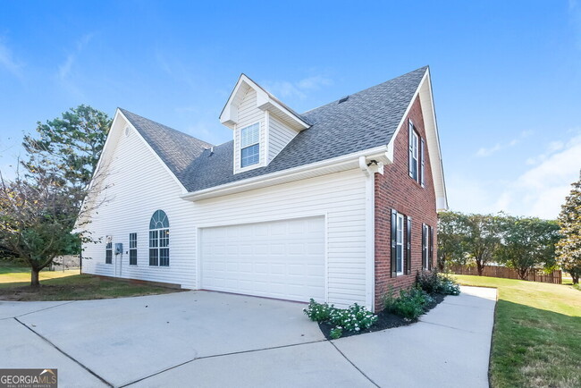 Foto del edificio - 362 Whitney Ln
