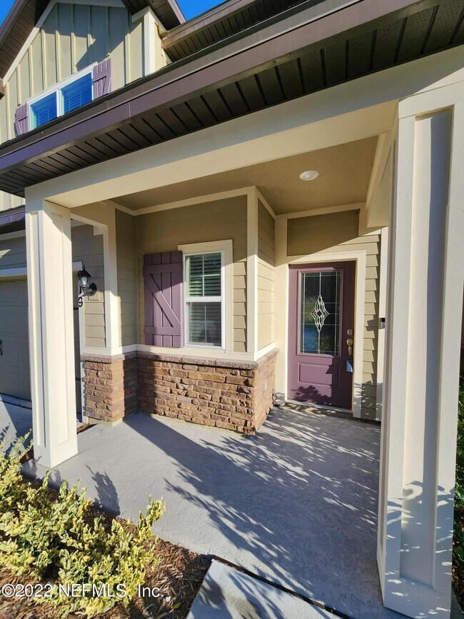 Building Photo - 219 Fellbrook Dr