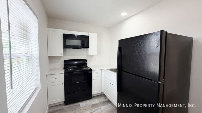Building Photo - 5438 40th St