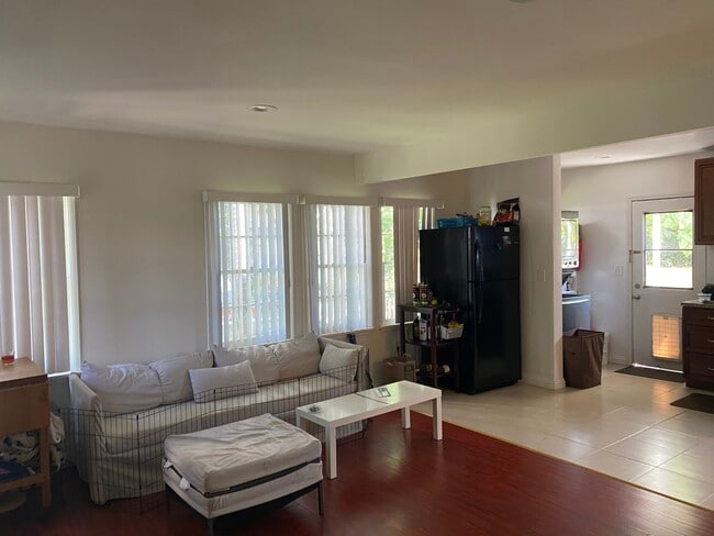 Living Room - 1444 Franklin St