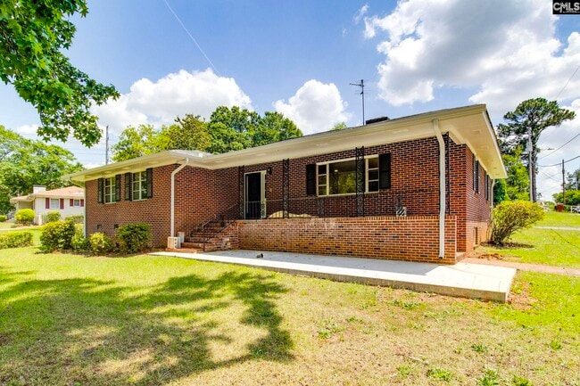 Foto del edificio - 120 McRae St