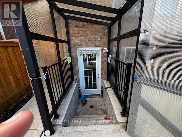 Building Photo - 54 Ringway Rd