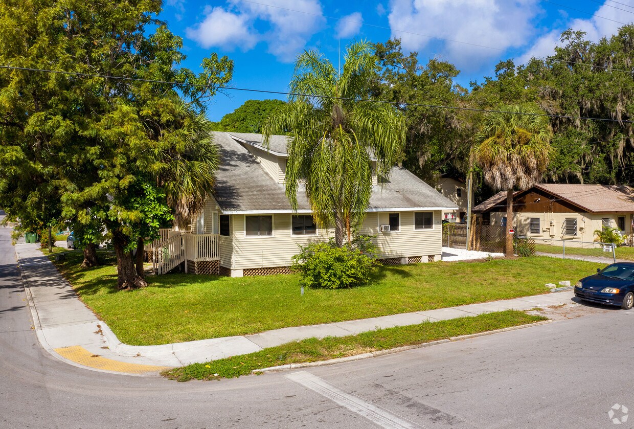 Foto del edificio - 1122 15th St W