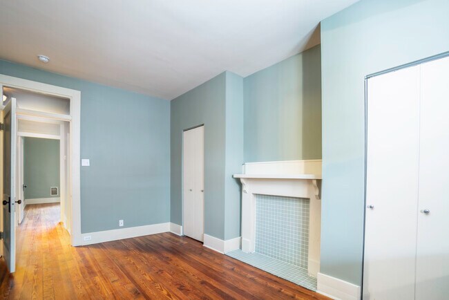 Foto del edificio - 4121 Davison St