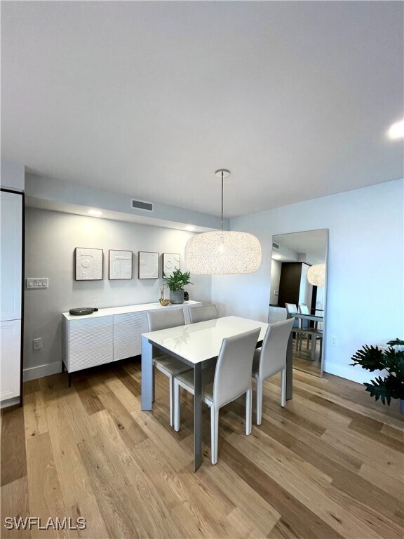 Building Photo - 3500 Gulf Shore Blvd N