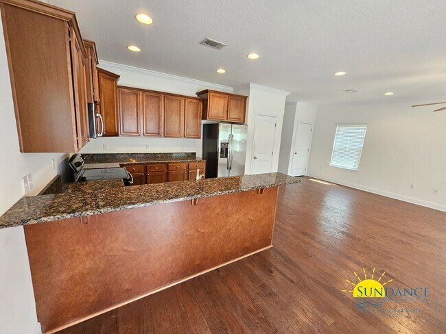 Foto del edificio - Charming Two-Story 3BR Cul-De-Sac Home in Santa Rosa Beach!