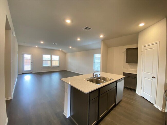 Foto del edificio - 3126 Channing Dr