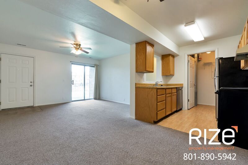 Primary Photo - 4116 S Oak Meadows Dr