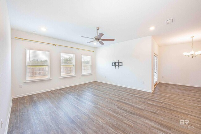 Foto del edificio - 13766 Antler Hl Rd