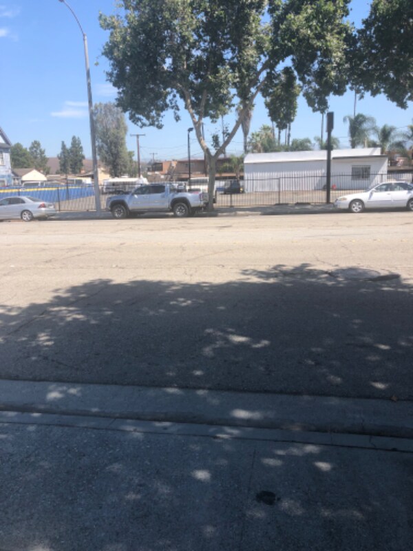 Foto del edificio - 1515 W Holt Ave