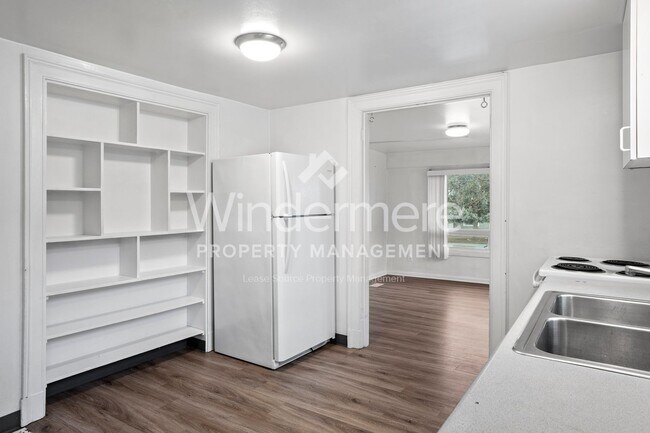 Foto del edificio - 1425 W 8th Ave