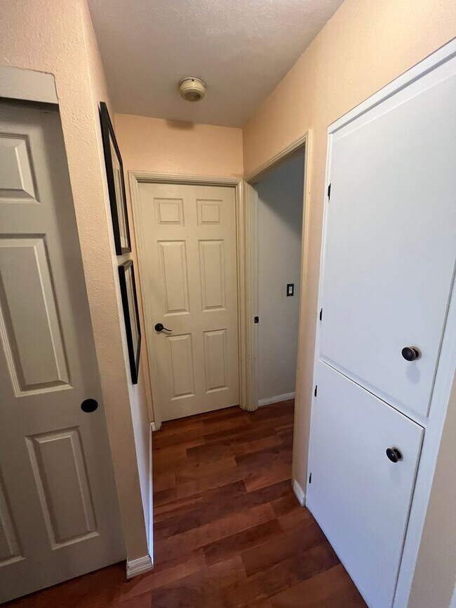 Building Photo - Spacious 4 bed 2 Bath in Lemon Grove SD