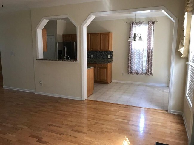 Building Photo - 8003 Marsh Hollow Drive