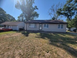 Building Photo - 2518 W Kansas St