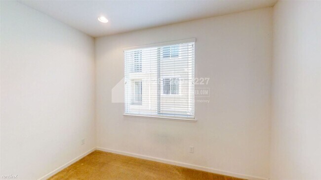 Foto del edificio - 3 br, 2 bath Condo - 4716 Norris Canyon Ro...