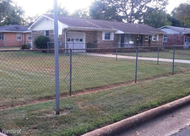 Building Photo - 3 br, 2 bath House - 3022 Thurman Rd