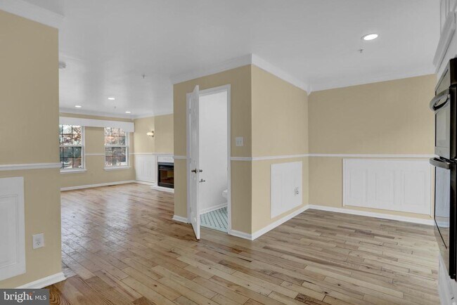 Building Photo - 3902 Cotton Tree Ln