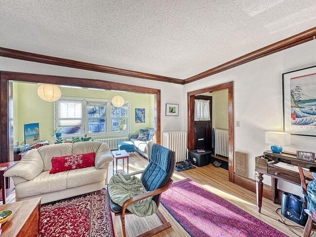 Building Photo - 2011 Ashland Ave