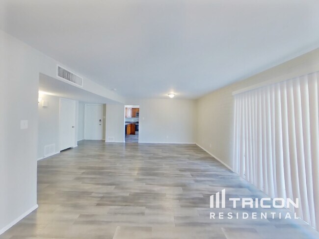 Foto del edificio - 6006 W Medlock Dr