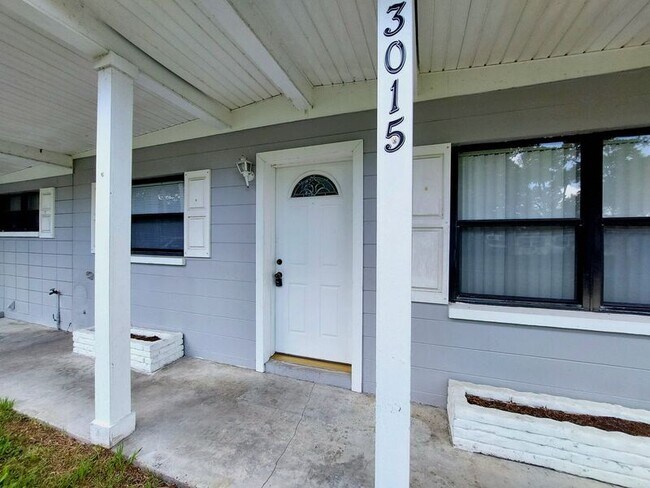 Building Photo - 3015 Bellwood Ave